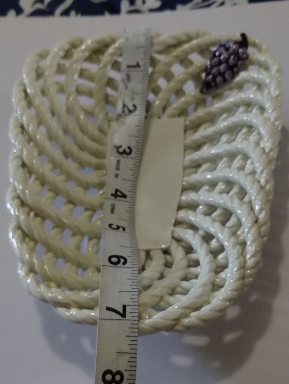 Ceramic Basket - Picture 4 of 6